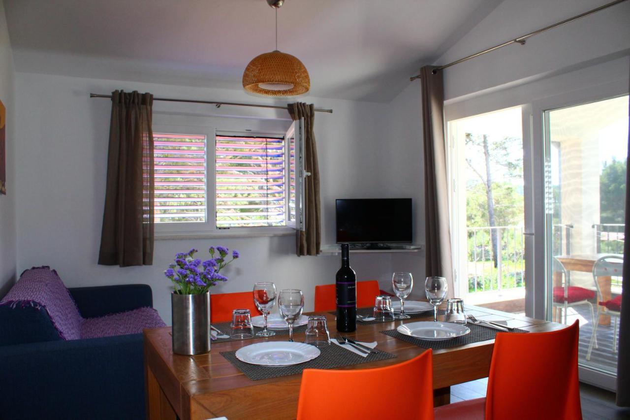 Gorgonia Suites In Verunic Room photo